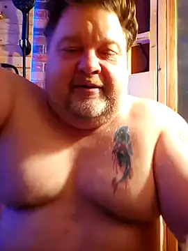 Snapshot of alienbunny chatting on October 5, 2025, 3:52 am alienbunny online show from October 5, 2025, 3:52 am