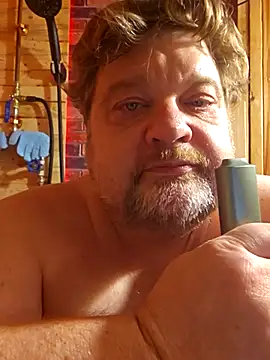 Snapshot of alienbunny chatting on March 11, 2025, 1:26 am alienbunny online show from March 11, 2025, 1:26 am