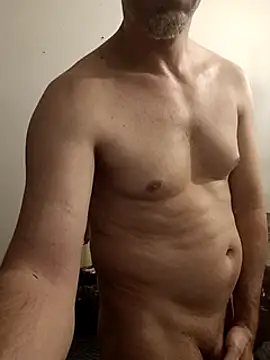 Snapshot of Cooperstone chatting on February 24, 2025, 5:53 pm Cooperstone online show from February 24, 2025, 5:53 pm