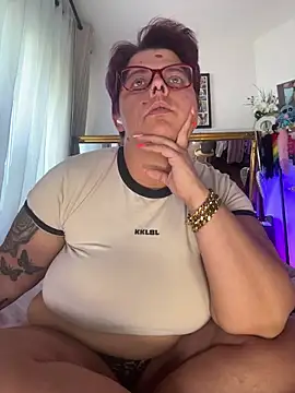 SunshineLexi online show from May 8, 2026, 7:56 am