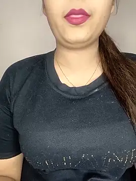 Snapshot of Shanaya_Hotty chatting on November 23, 2025, 7:46 pm Shanaya Hotty online show from November 23, 2025, 7:46 pm