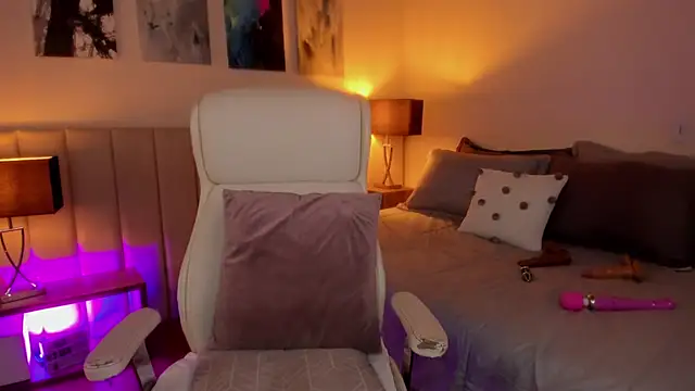 DaniRousse online show from January 9, 2026, 4:25 pm