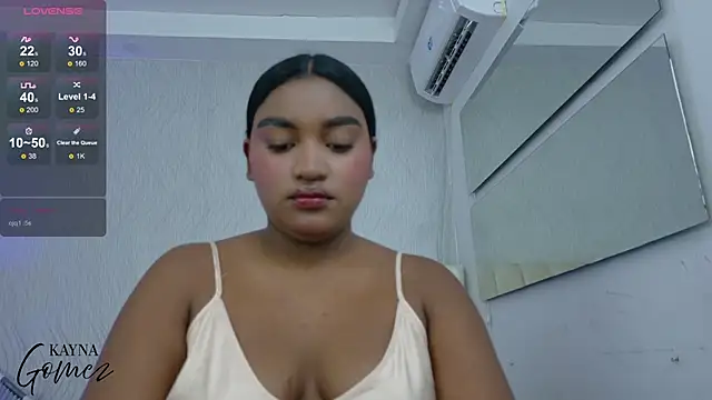 Snapshot of kayna_gomez chatting on October 29, 2025, 7:24 pm kayna gomez online show from October 29, 2025, 7:24 pm