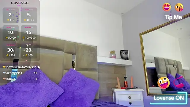 KarlaBelluci online show from February 20, 2025, 9:33 am