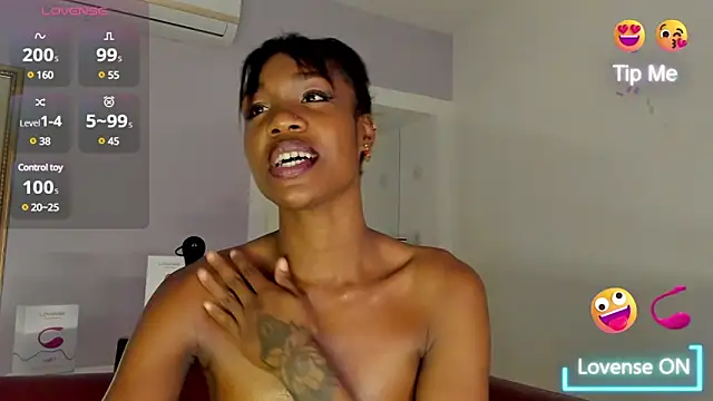 KarlaBelluci online show from March 17, 2025, 7:37 pm