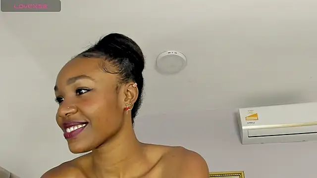 KarlaBelluci online show from March 20, 2025, 1:57 am