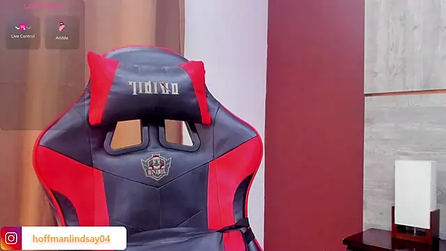 Snapshot of lindsayhoffman18 chatting on February 8, 2025, 2:27 pm lindsayhoffman18 online show from February 8, 2025, 2:27 pm