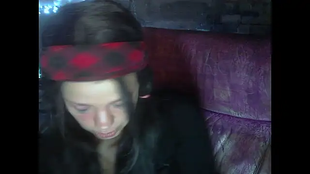 Snapshot of iva_spirit chatting on February 6, 2025, 2:44 am iva spirit online show from February 6, 2025, 2:44 am