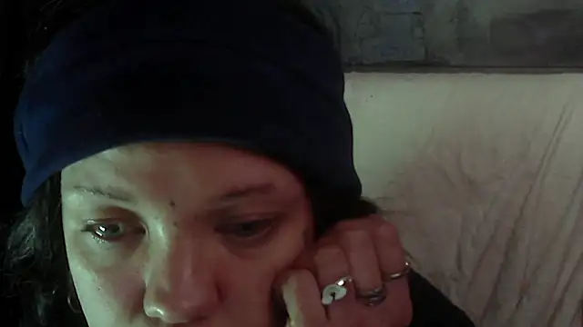 Snapshot of iva_spirit chatting on January 13, 2025, 11:49 pm iva spirit online show from January 13, 2025, 11:49 pm
