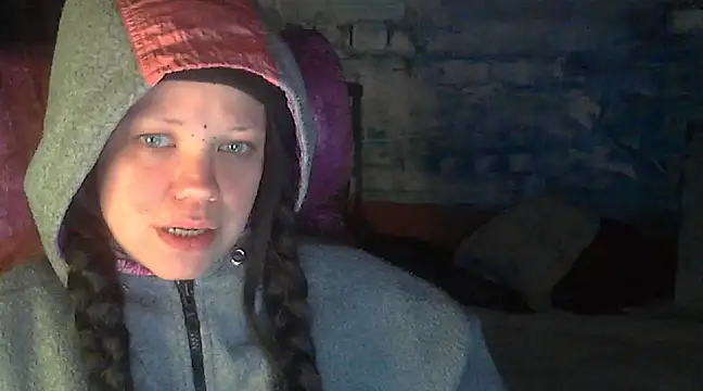 Snapshot of iva_spirit chatting on February 15, 2025, 4:12 pm iva spirit online show from February 15, 2025, 4:12 pm