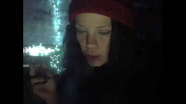 Snapshot of iva_spirit chatting on February 4, 2025, 7:44 pm iva spirit online show from February 4, 2025, 7:44 pm