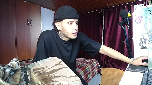 esjrobles online show from March 15, 2025, 4:54 pm