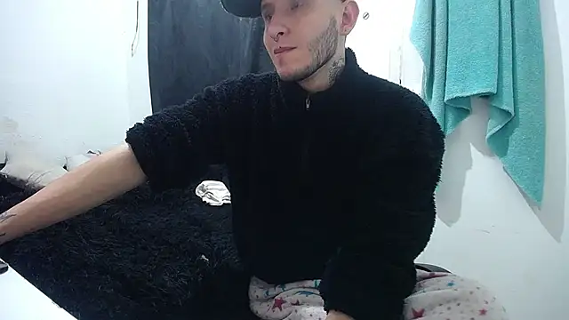 esjrobles online show from September 13, 2025, 4:29 pm