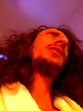 Snapshot of Maharajata1234 chatting on December 14, 2024, 5:29 am Maharajata1234 online show from December 14, 2024, 5:29 am