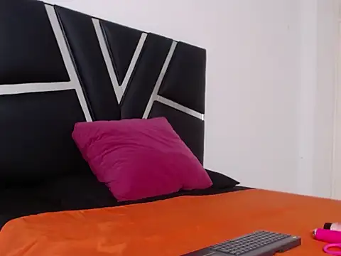 Snapshot of chantel_carter chatting on February 19, 2025, 4:22 pm chantel carter online show from February 19, 2025, 4:22 pm