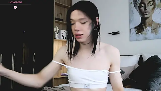 Dasha M online show from April 18, 2026, 11:23 am