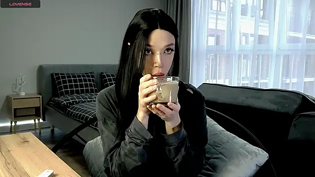 Dasha M online show from November 2, 2025, 2:00 pm