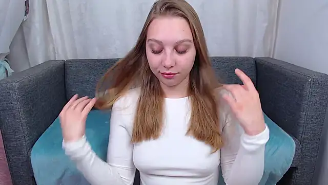 Snapshot of bellaa_love_ chatting on November 4, 2025, 12:36 am bellaa love online show from November 4, 2025, 12:36 am