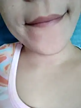 Snapshot of Anki-doll chatting on December 15, 2025, 5:35 am Anki-doll online show from December 15, 2025, 5:35 am