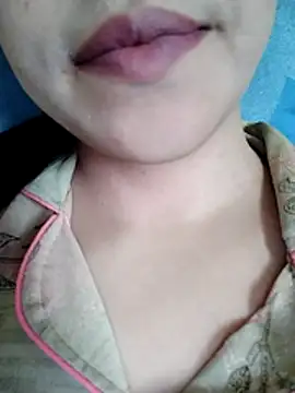 Snapshot of Anki-doll chatting on December 4, 2025, 5:39 am Anki-doll online show from December 4, 2025, 5:39 am