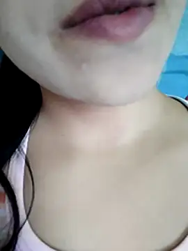 Snapshot of Anki-doll chatting on December 3, 2025, 5:30 am Anki-doll online show from December 3, 2025, 5:30 am