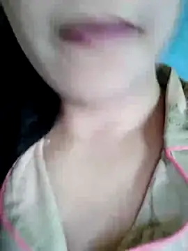 Snapshot of Anki-doll chatting on December 14, 2025, 5:35 am Anki-doll online show from December 14, 2025, 5:35 am