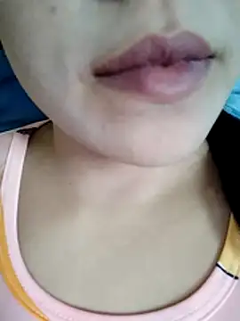 Snapshot of Anki-doll chatting on November 17, 2025, 5:33 am Anki-doll online show from November 17, 2025, 5:33 am