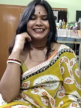 Snapshot of yoursweety09 chatting on February 3, 2026, 6:22 am yoursweety09 online show from February 3, 2026, 6:22 am