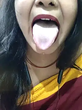 Snapshot of yoursweety09 chatting on February 2, 2026, 6:23 am yoursweety09 online show from February 2, 2026, 6:23 am