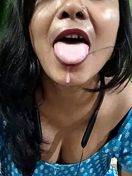 Snapshot of yoursweety09 chatting on October 25, 2025, 1:49 am yoursweety09 online show from October 25, 2025, 1:49 am