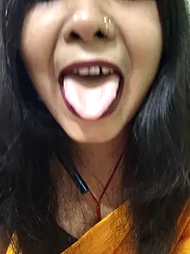 Snapshot of yoursweety09 chatting on December 20, 2025, 1:58 pm yoursweety09 online show from December 20, 2025, 1:58 pm