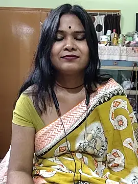 Snapshot of yoursweety09 chatting on February 3, 2026, 5:38 am yoursweety09 online show from February 3, 2026, 5:38 am