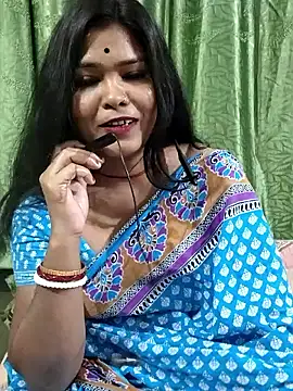 Snapshot of yoursweety09 chatting on February 15, 2026, 7:51 am yoursweety09 online show from February 15, 2026, 7:51 am