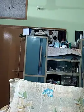 yoursweety09 online show from March 14, 2026, 2:12 pm