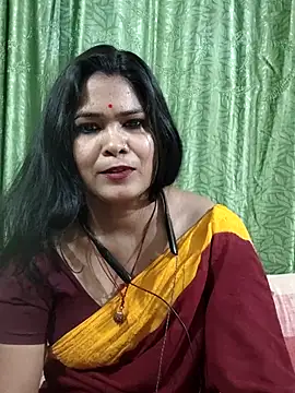 Snapshot of yoursweety09 chatting on February 16, 2026, 7:29 am yoursweety09 online show from February 16, 2026, 7:29 am