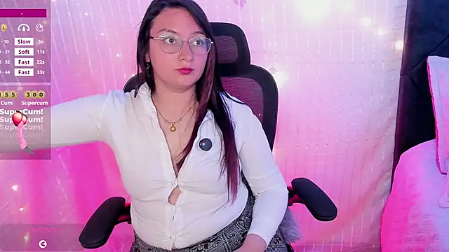 hanna rose 28  online show from May 14, 2026, 1:30 pm