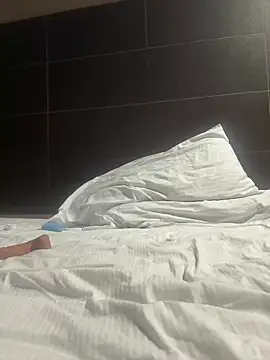 Snapshot of cumwatch3376 chatting on January 28, 2025, 5:11 am cumwatch3376 online show from January 28, 2025, 5:11 am