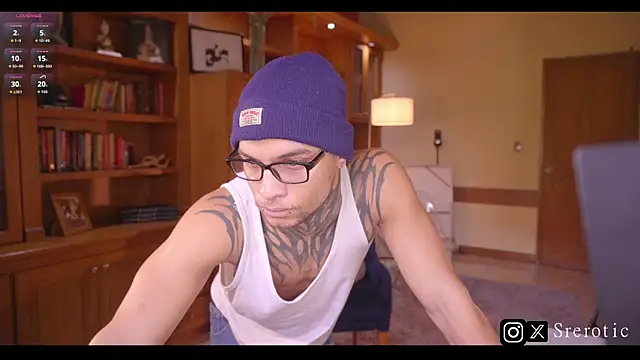 Snapshot of _srerotic chatting on November 19, 2025, 3:45 pm srerotic online show from November 19, 2025, 3:45 pm