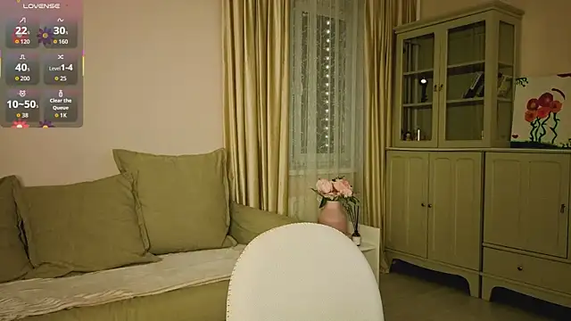 Snapshot of Alisia_Mars chatting on November 23, 2025, 5:06 am Alisia Mars online show from November 23, 2025, 5:06 am