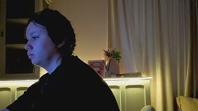 Alisia Mars online show from February 19, 2026, 5:15 am