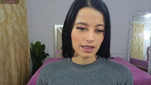 Snapshot of Laylafoxy_tay chatting on March 21, 2025, 3:22 am Laylafoxy tay online show from March 21, 2025, 3:22 am