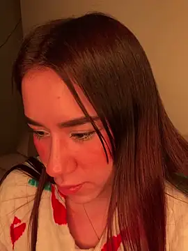 Im Valen Cute online show from June 14, 2026, 4:14 am