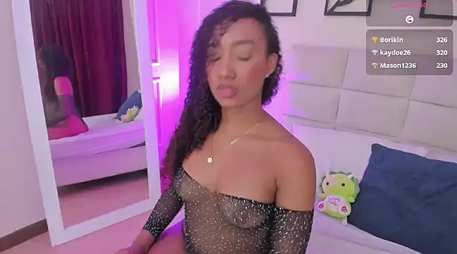 Snapshot of Amber__Sanchez chatting on February 2, 2025, 5:32 am Amber  Sanchez online show from February 2, 2025, 5:32 am