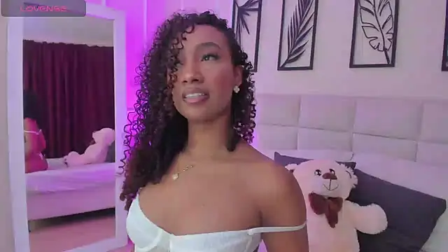 Snapshot of Amber__Sanchez chatting on March 2, 2025, 8:27 am Amber  Sanchez online show from March 2, 2025, 8:27 am