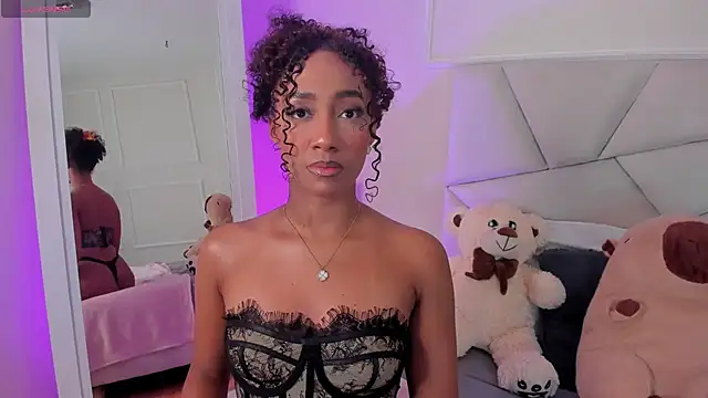 Snapshot of Amber__Sanchez chatting on March 20, 2025, 12:19 am Amber  Sanchez online show from March 20, 2025, 12:19 am