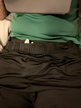 Snapshot of Dan8736 chatting on October 26, 2025, 1:44 pm Dan8736 online show from October 26, 2025, 1:44 pm