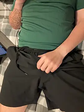 Snapshot of Dan8736 chatting on October 25, 2025, 10:47 am Dan8736 online show from October 25, 2025, 10:47 am