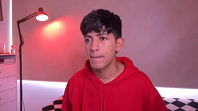 teobowny  online show from October 10, 2025, 3:57 pm