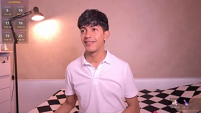 teobowny  online show from February 16, 2026, 9:45 pm