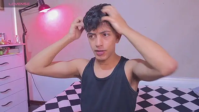 teobowny  online show from November 28, 2025, 12:38 pm